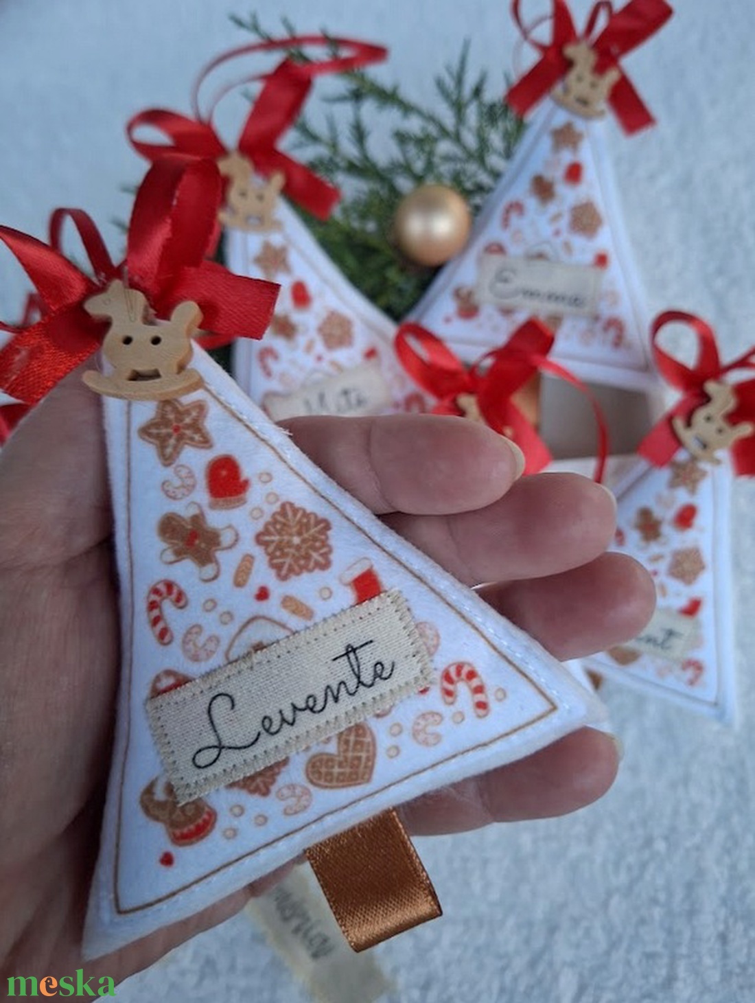 Egyedi Névre szóló-NÉVVEL- filc karácsonyfa dísz szett (6 db) - karácsony - karácsonyi lakásdekoráció - karácsonyfadíszek - Meska.hu