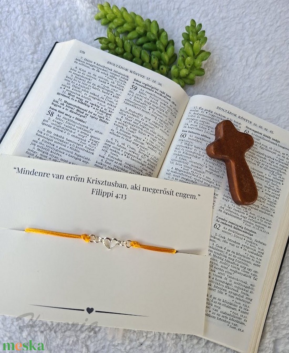 Zsinór karkötő Szív medállal-sárga-Fil 4:13 - ékszer - karkötő - fonott karkötő - Meska.hu
