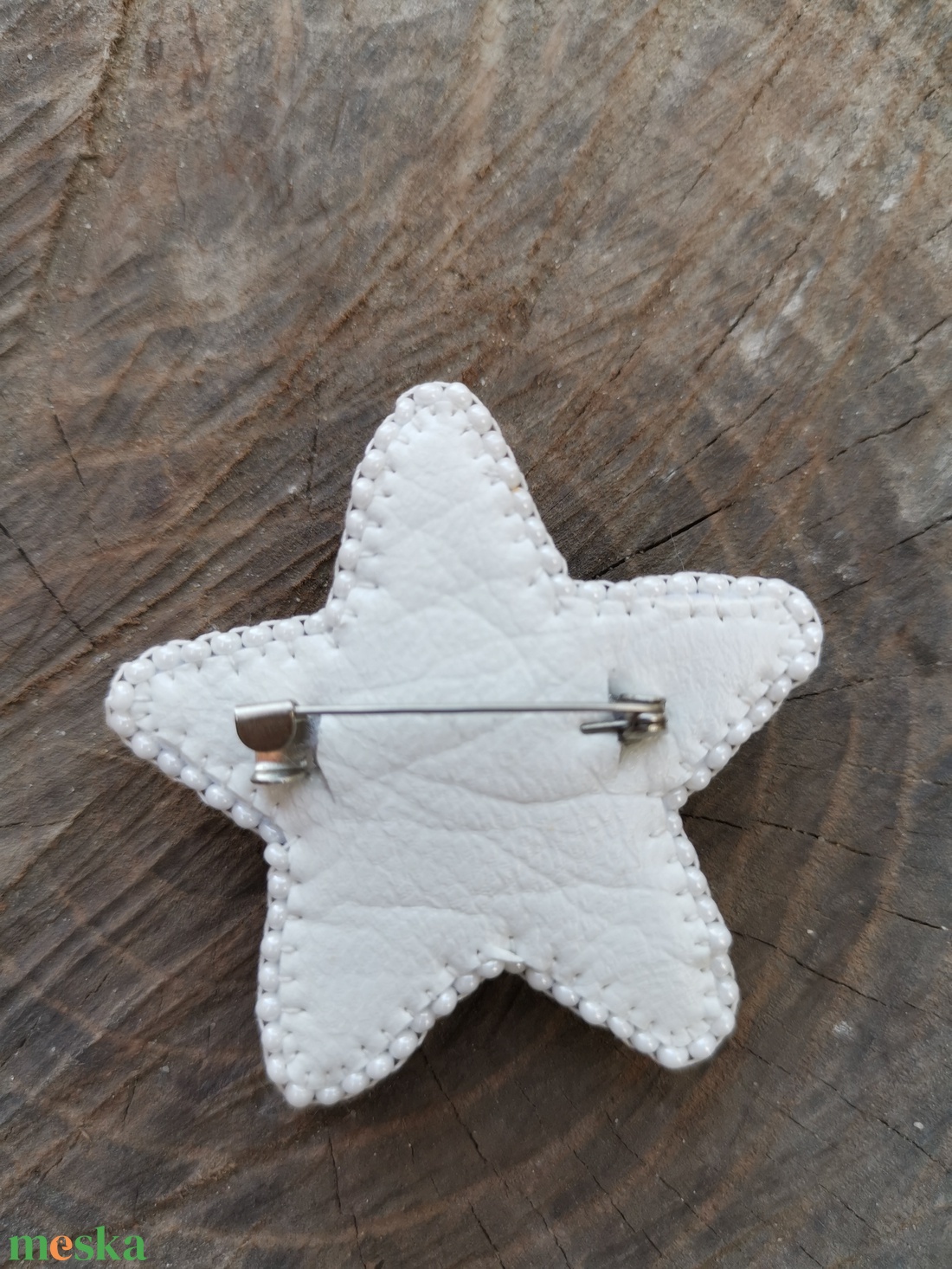Téli csillag bross - ékszer - kitűző és bross - Meska.hu Téli csillag bross - ékszer - kitűző és bross - Meska.hu