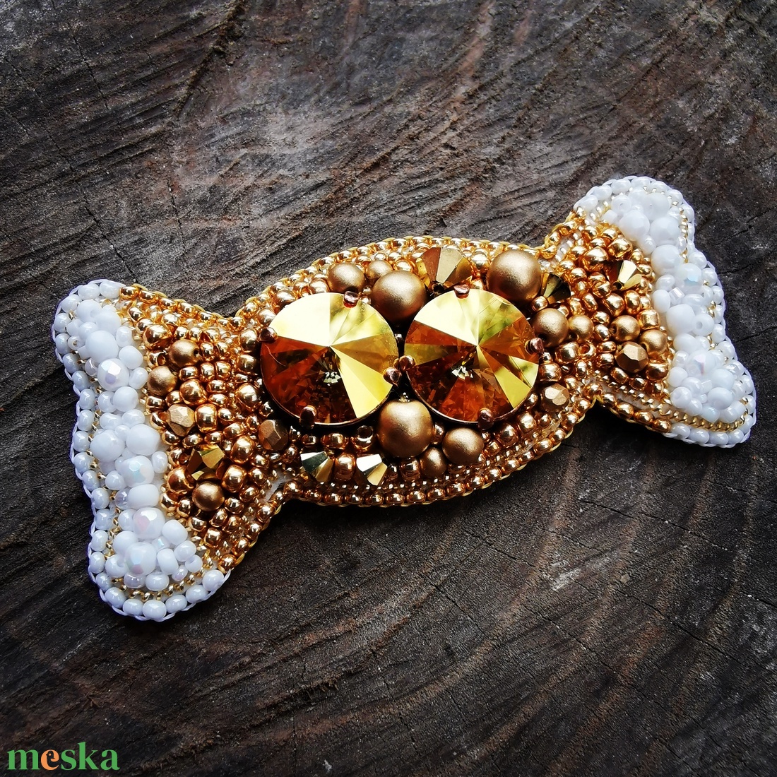 Szaloncukor bross - ékszer - kitűző és bross - Meska.hu Szaloncukor bross - ékszer - kitűző és bross - Meska.hu