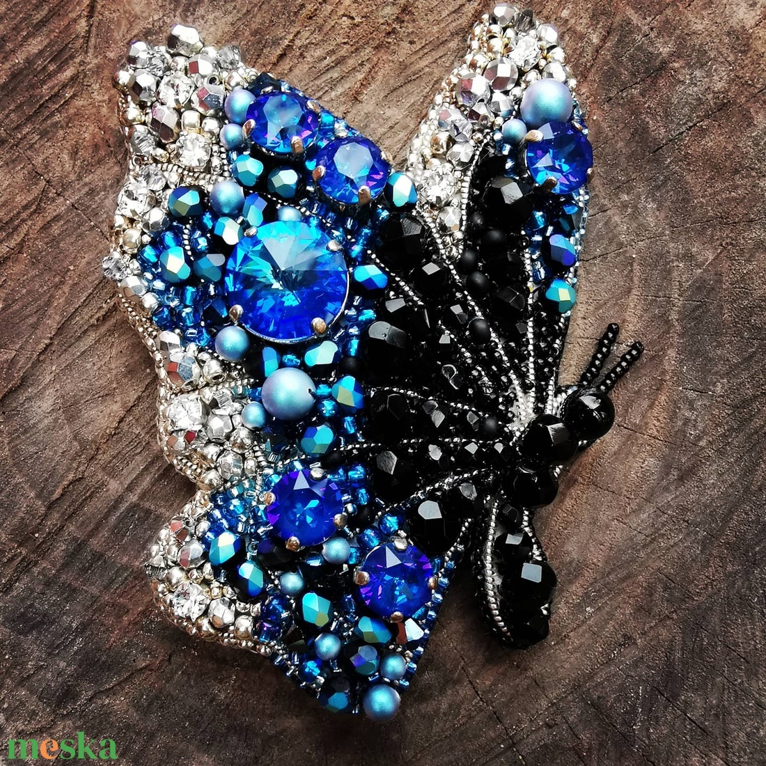 Pillangó bross  - ékszer - kitűző és bross - Meska.hu