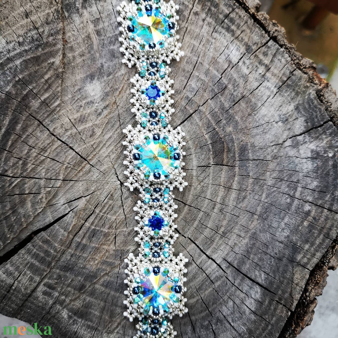 Elegáns, csupa swarovski karkörő - ékszer - karkötő - gyöngyös karkötő - Meska.hu Elegáns, csupa swarovski karkörő - ékszer - karkötő - gyöngyös karkötő - Meska.hu