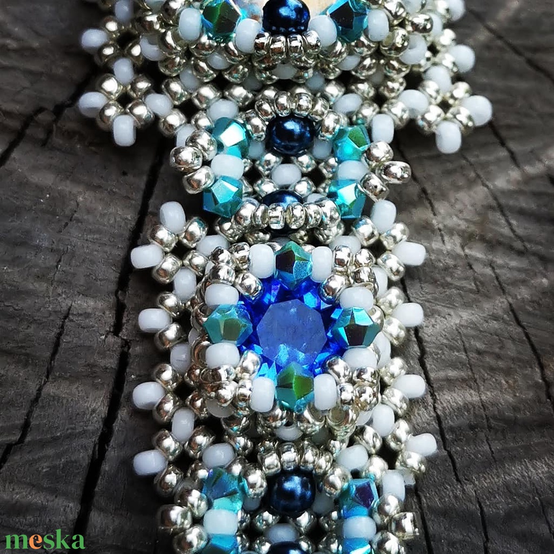 Elegáns, csupa swarovski karkörő - ékszer - karkötő - gyöngyös karkötő - Meska.hu Elegáns, csupa swarovski karkörő - ékszer - karkötő - gyöngyös karkötő - Meska.hu