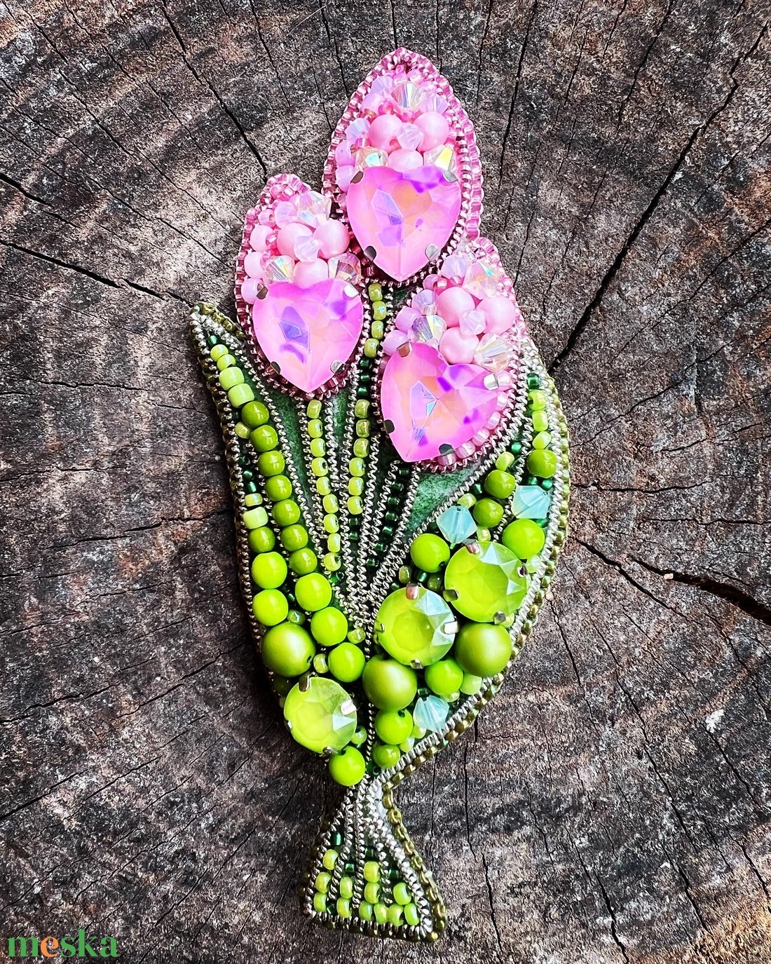 Tulipán csokor bross - ékszer - kitűző és bross - kitűző - Meska.hu Tulipán csokor bross - ékszer - kitűző és bross - kitűző - Meska.hu