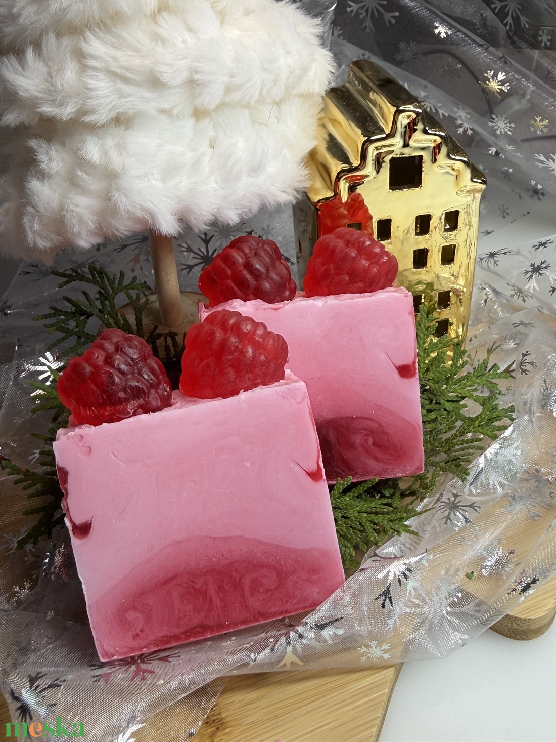 Málnás Panna cotta szappan - szépségápolás - szappan & fürdés - kézműves szappan - Meska.hu