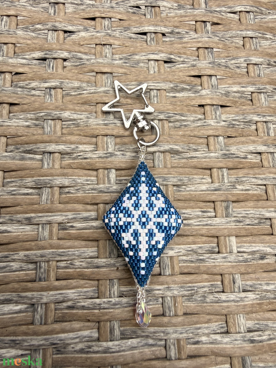 Hópelyhes kulcstartó, dísz - táska & tok - kulcstartó & táskadísz - kulcstartó - Meska.hu