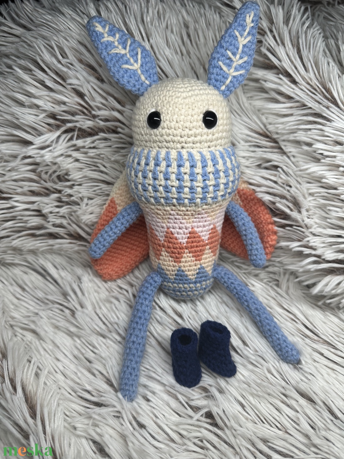 Horgolt Molylepke levehető cipőkkel - játék & sport - plüssállat & játékfigura - pillangó - Meska.hu