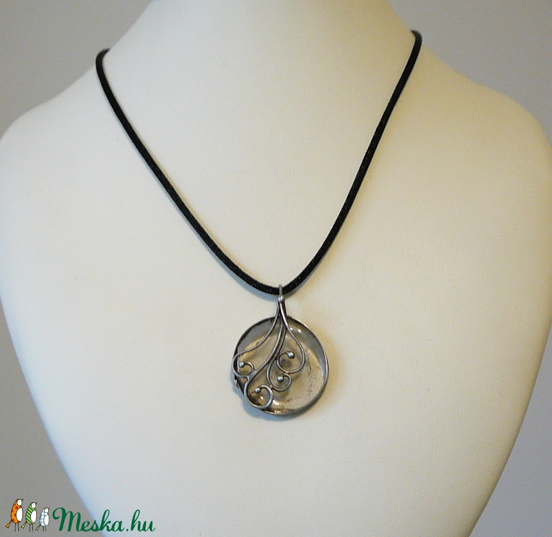 Füstkvarc medál -  - Meska.hu