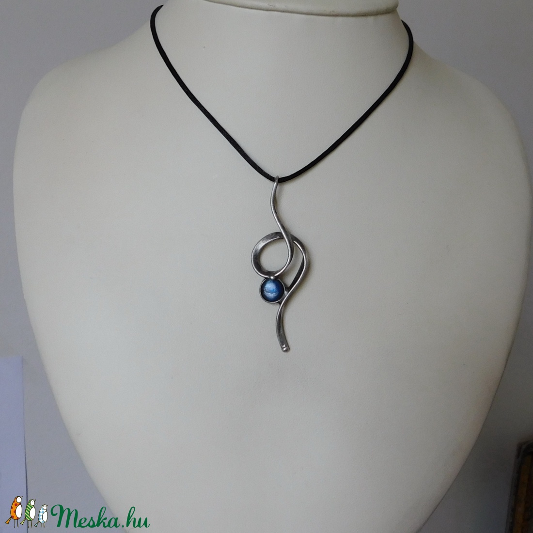 Kianit medál - ékszer - nyaklánc - medál - Meska.hu
