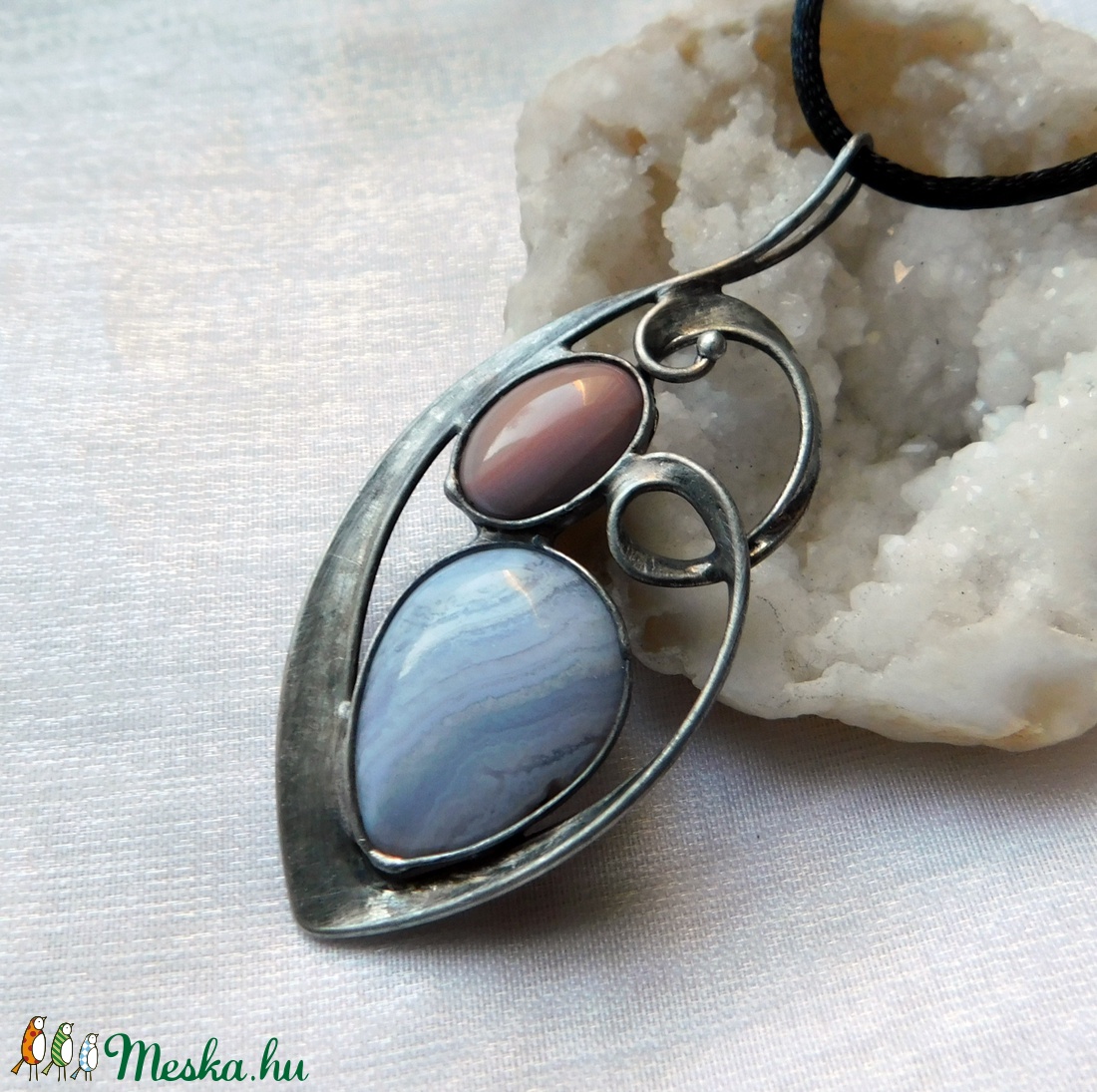 Kalcedon medál - ékszer - nyaklánc - medálos nyaklánc - Meska.hu
