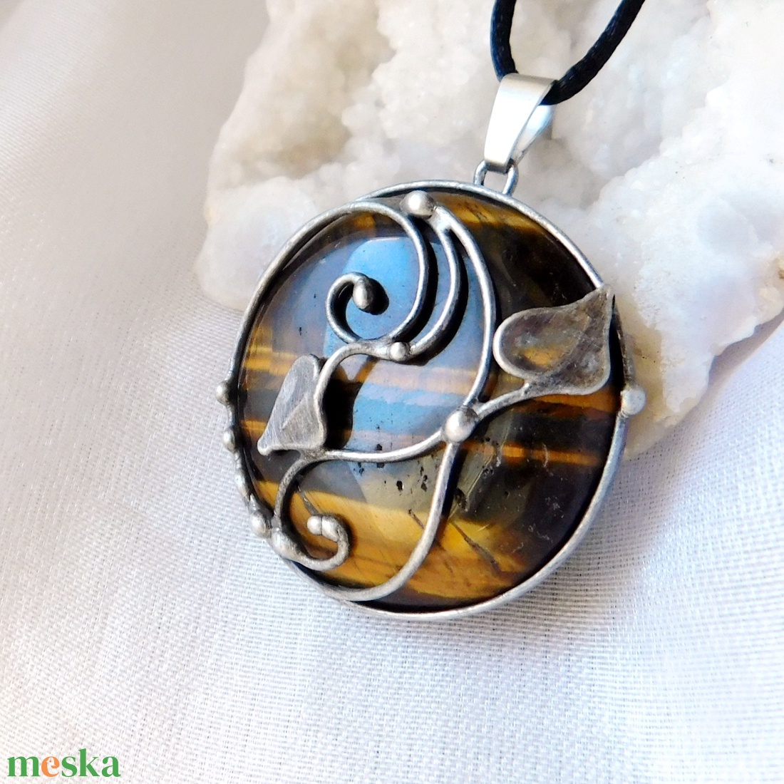 Tigrisszem medál  - ékszer - nyaklánc - medál - Meska.hu