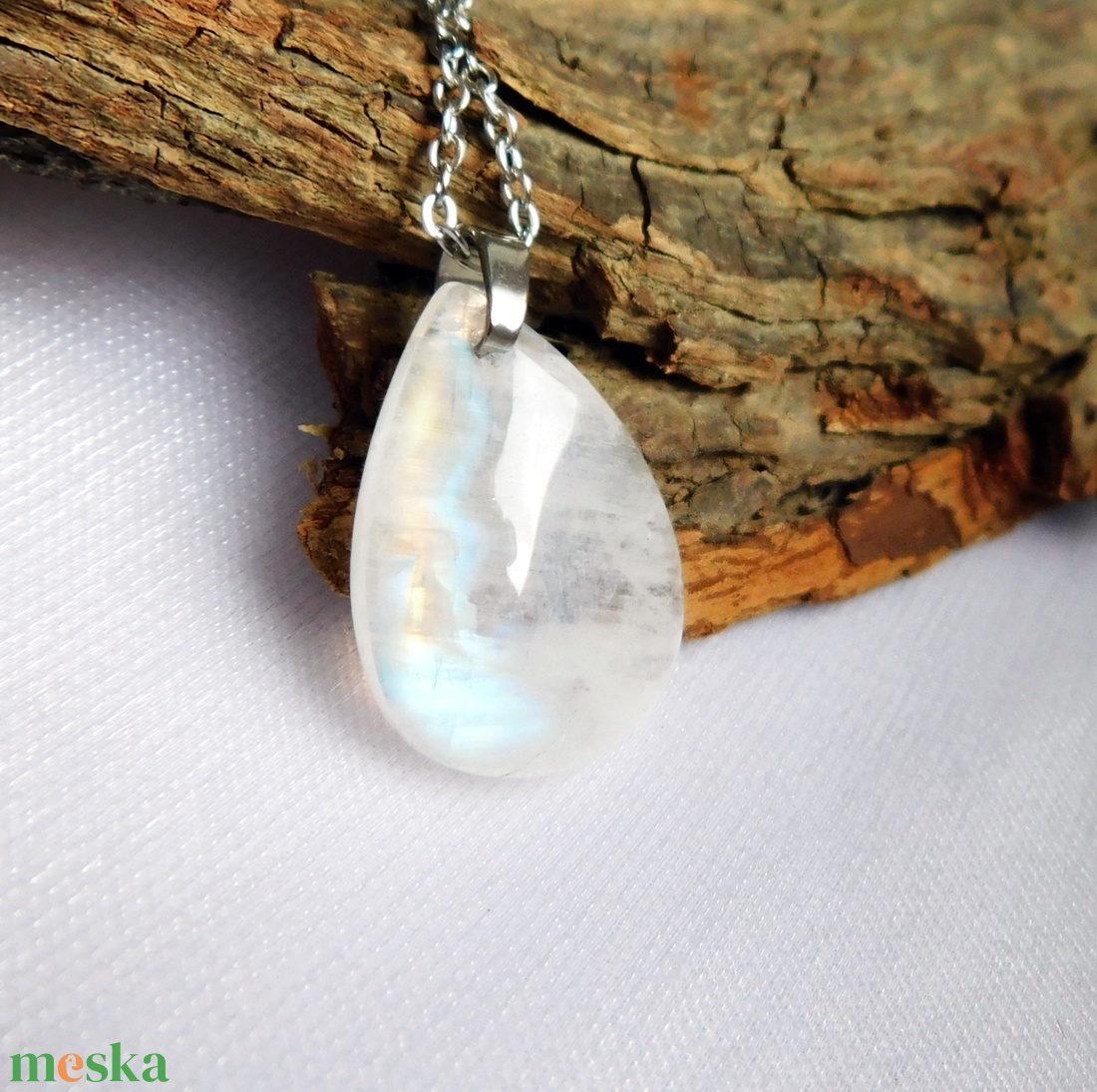 Szivárvány holdkő nyaklánc - ékszer - nyaklánc - medál - Meska.hu