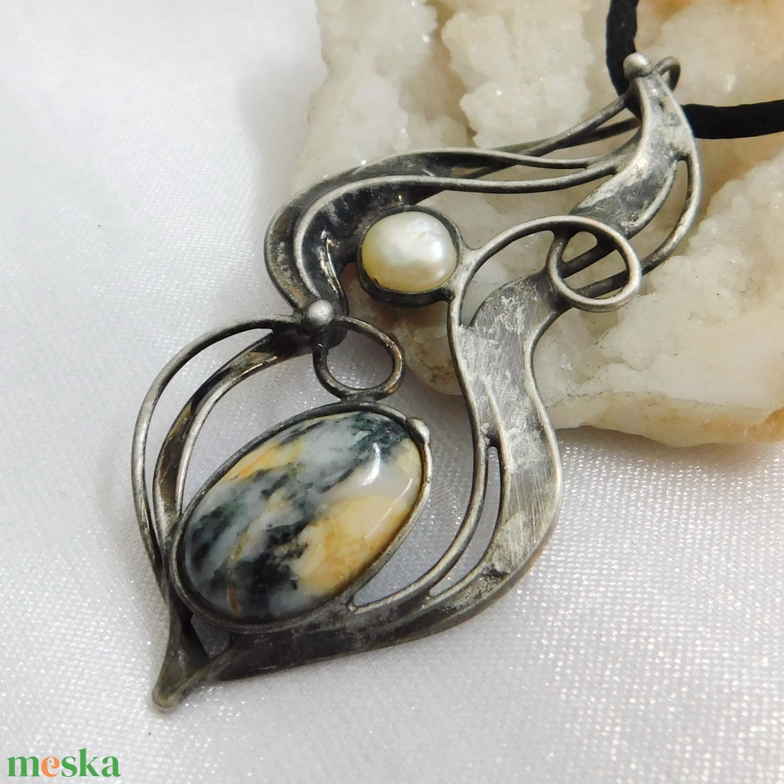 Merlinit medál - ékszer - nyaklánc - medál - Meska.hu