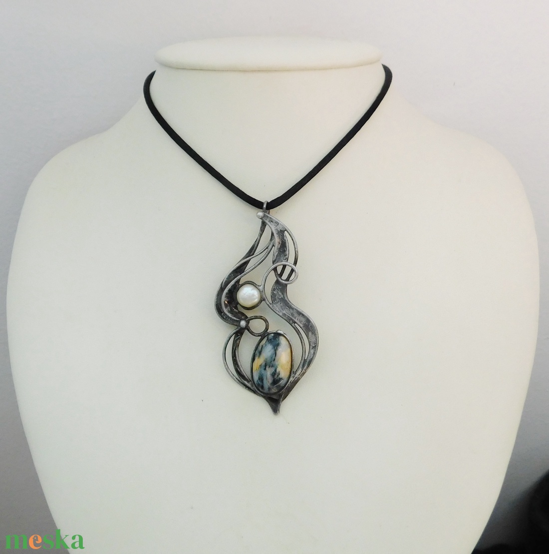 Merlinit medál - ékszer - nyaklánc - medál - Meska.hu