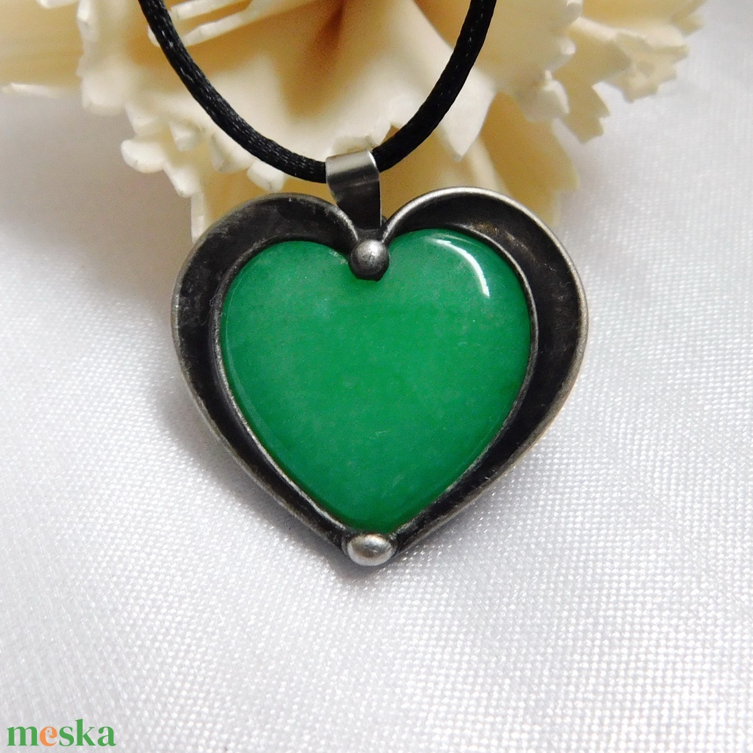 Jáde medál - ékszer - nyaklánc - medálos nyaklánc - Meska.hu