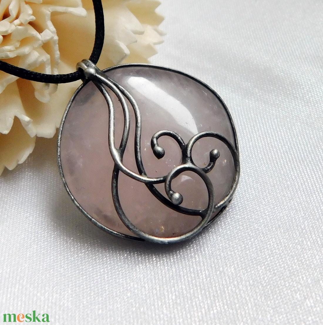 Rózsakvarc medál  - ékszer - nyaklánc - medál - Meska.hu
