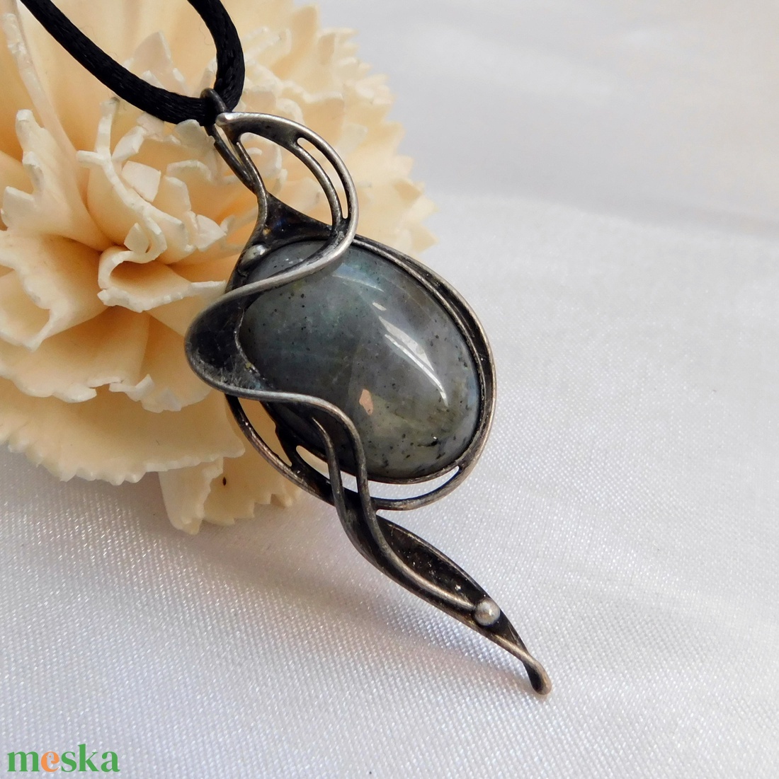 Labradorit medál - ékszer - nyaklánc - medálos nyaklánc - Meska.hu