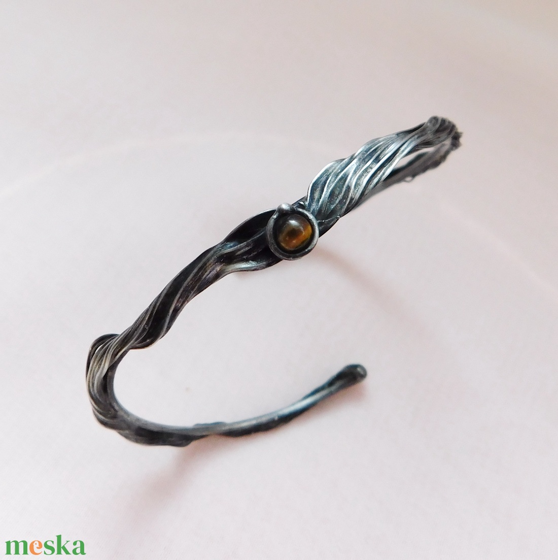 Tigrisszem karperec - ékszer - karkötő - karperec - Meska.hu