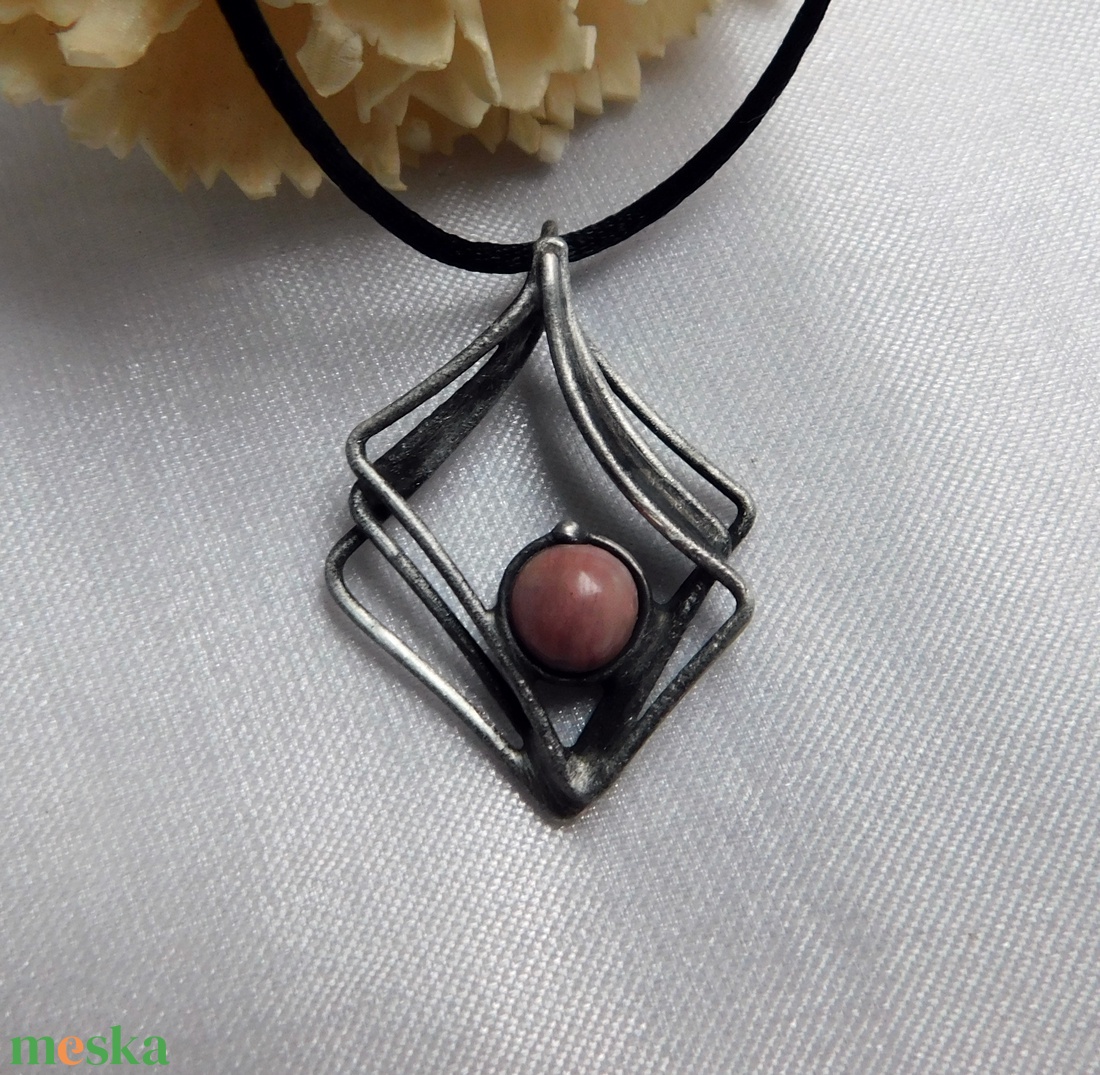 Thulit medál - ékszer - nyaklánc - medál - Meska.hu Thulit medál - ékszer - nyaklánc - medál - Meska.hu