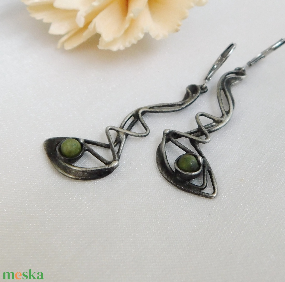 Nefrit jáde fülbevaló - ékszer - fülbevaló - lógós kerek fülbevaló - Meska.hu Nefrit jáde fülbevaló - ékszer - fülbevaló - lógós kerek fülbevaló - Meska.hu