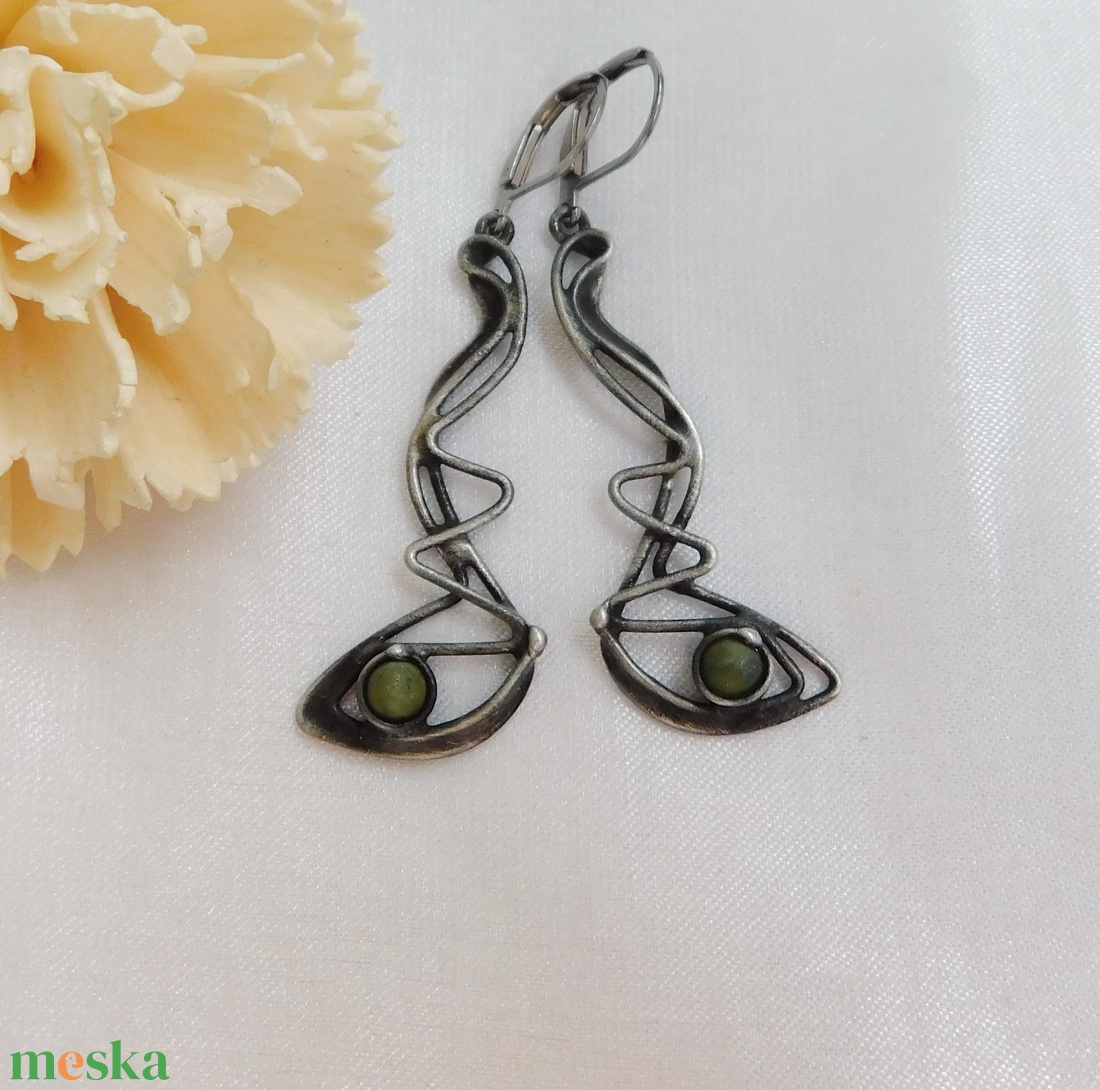 Nefrit jáde fülbevaló - ékszer - fülbevaló - lógós kerek fülbevaló - Meska.hu Nefrit jáde fülbevaló - ékszer - fülbevaló - lógós kerek fülbevaló - Meska.hu