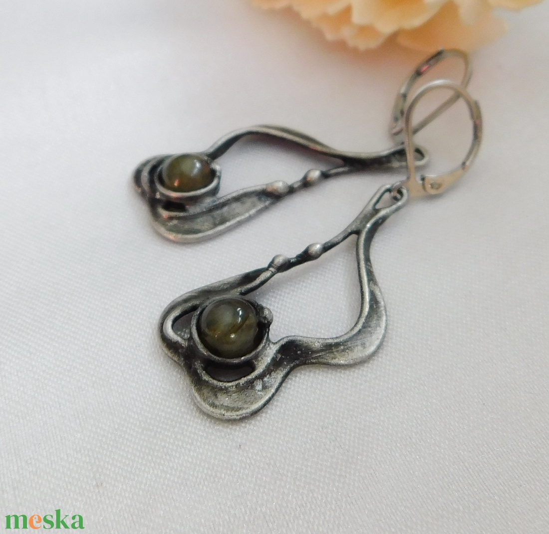 Labradorit fülbevaló - ékszer - fülbevaló - lógó fülbevaló - Meska.hu