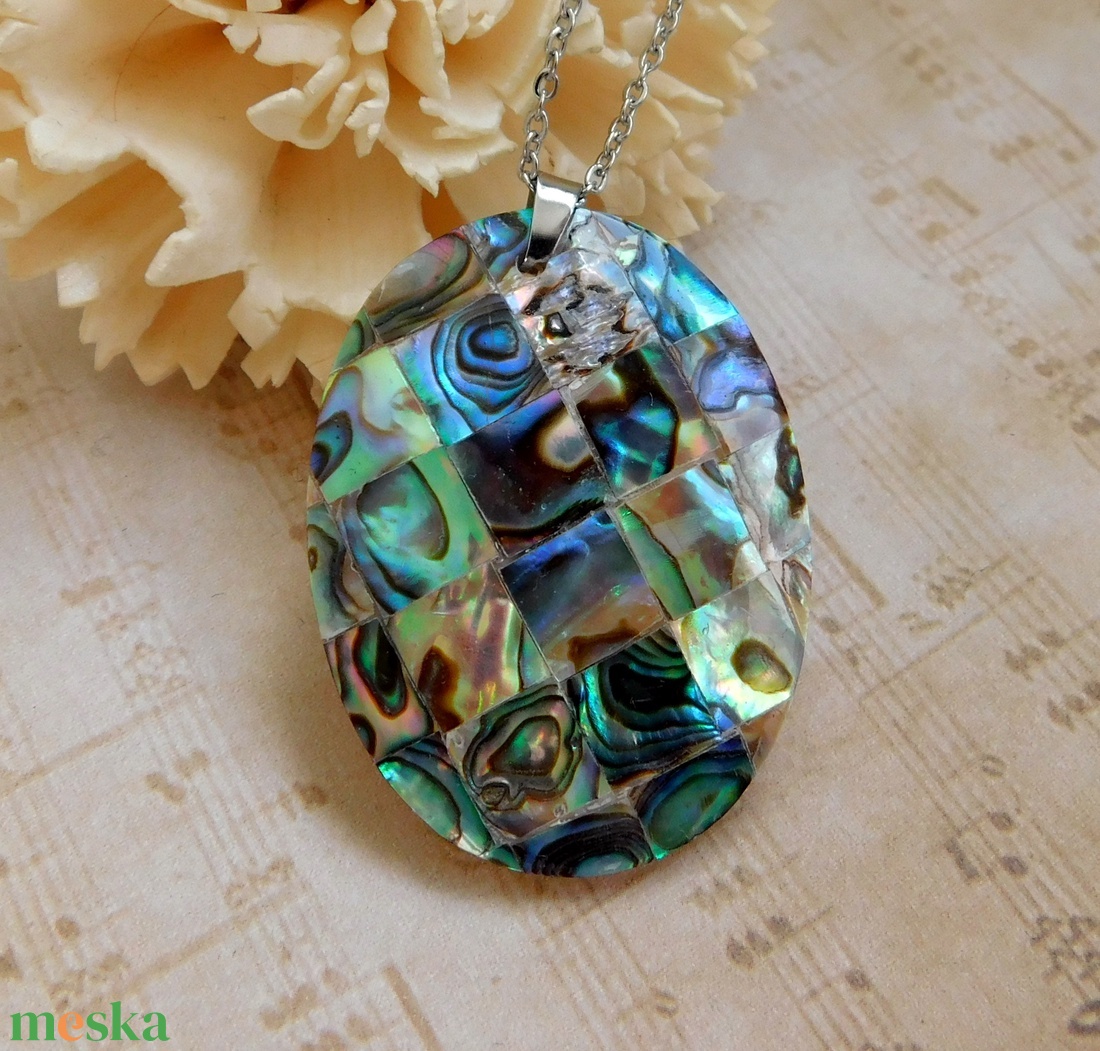 Abalon (paua)kagyló gyöngyház medál  - ékszer - nyaklánc - medálos nyaklánc - Meska.hu Abalon (paua)kagyló gyöngyház medál  - ékszer - nyaklánc - medálos nyaklánc - Meska.hu