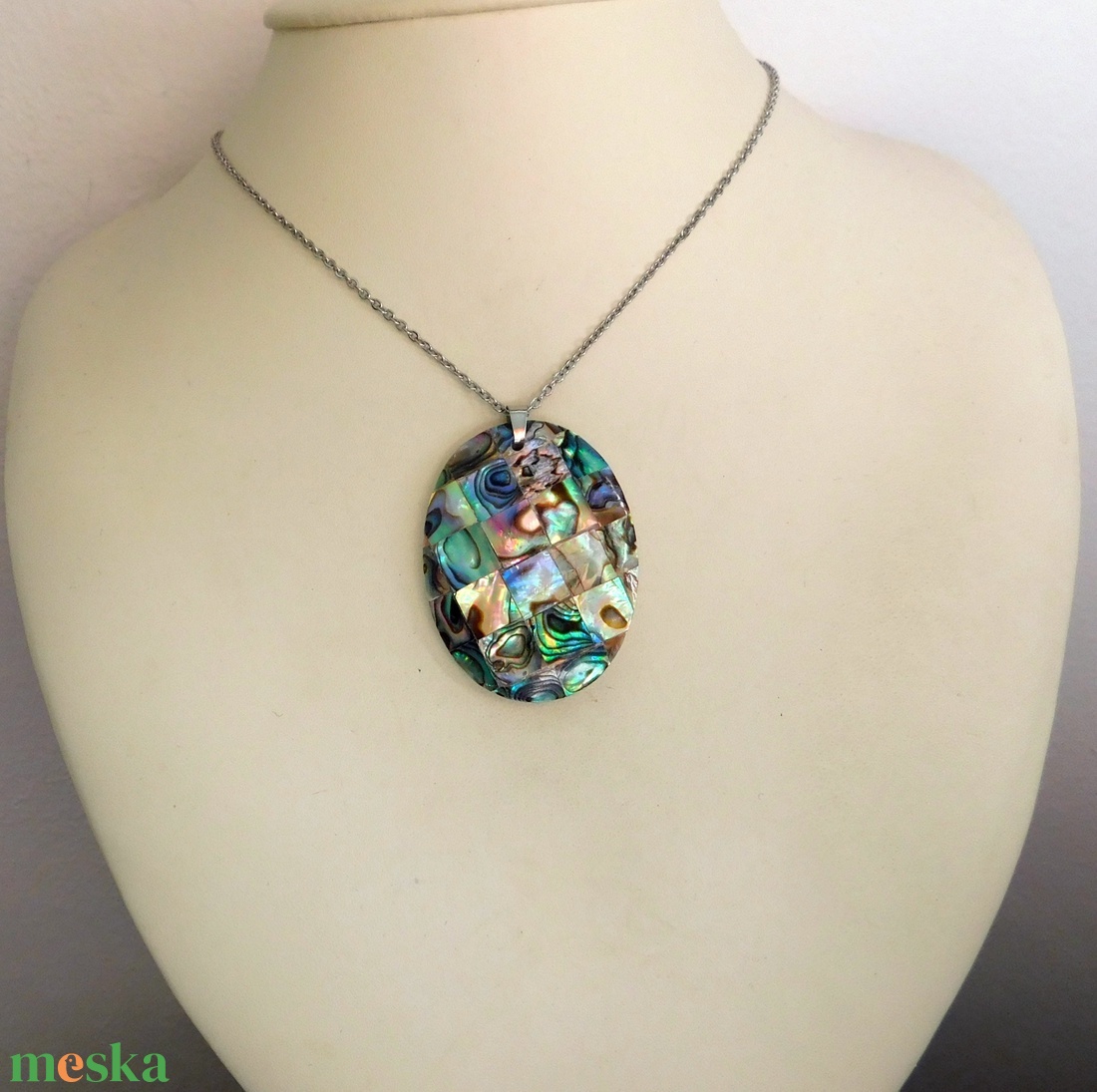 Abalon (paua)kagyló gyöngyház medál  - ékszer - nyaklánc - medálos nyaklánc - Meska.hu Abalon (paua)kagyló gyöngyház medál  - ékszer - nyaklánc - medálos nyaklánc - Meska.hu