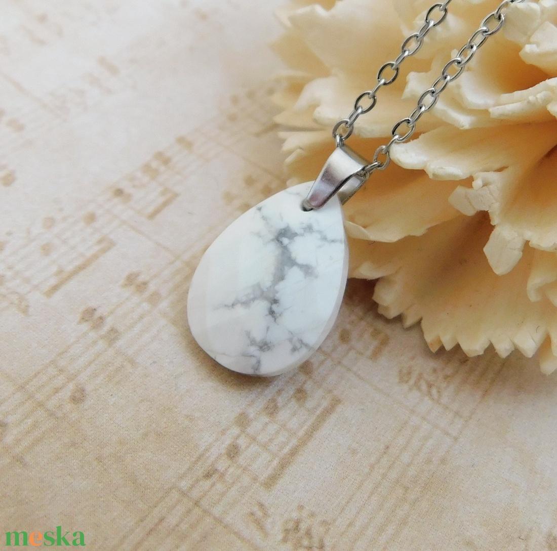 Howlit nyaklánc - ékszer - nyaklánc - medálos nyaklánc - Meska.hu Howlit nyaklánc - ékszer - nyaklánc - medálos nyaklánc - Meska.hu