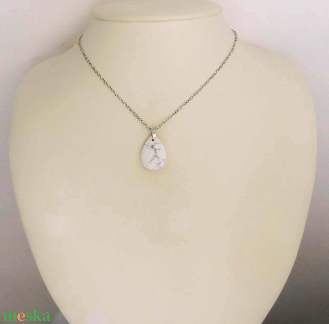 Howlit nyaklánc - ékszer - nyaklánc - medálos nyaklánc - Meska.hu Howlit nyaklánc - ékszer - nyaklánc - medálos nyaklánc - Meska.hu