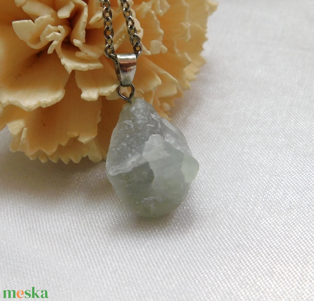 Fluorit medál - ékszer - nyaklánc - medálos nyaklánc - Meska.hu