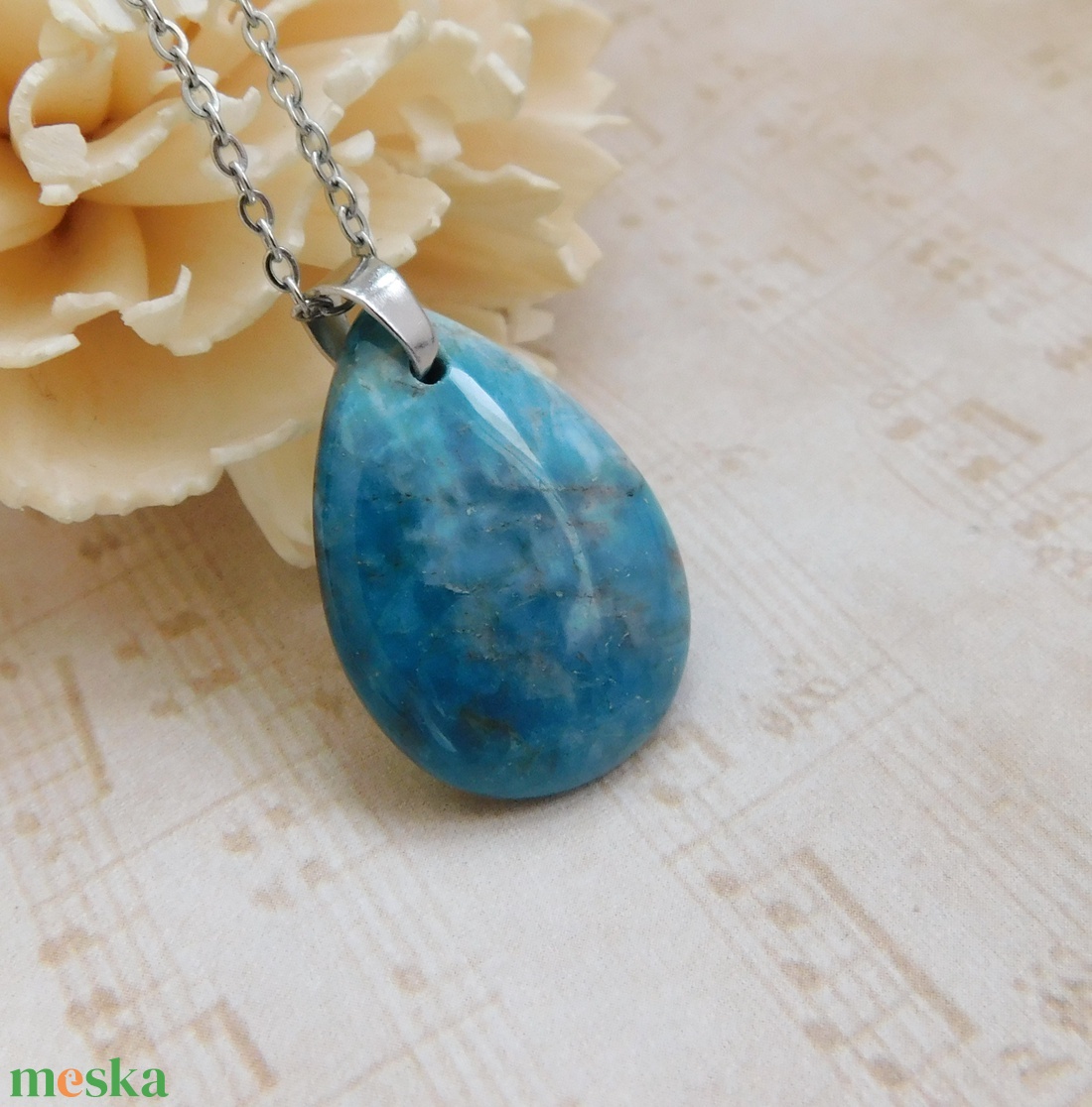 Apatit medál - ékszer - nyaklánc - medál - Meska.hu