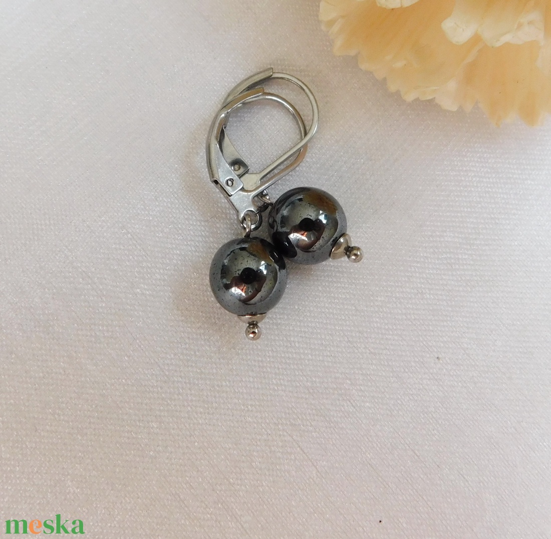 Hematit fülbevaló - ékszer - fülbevaló - lógó fülbevaló - Meska.hu