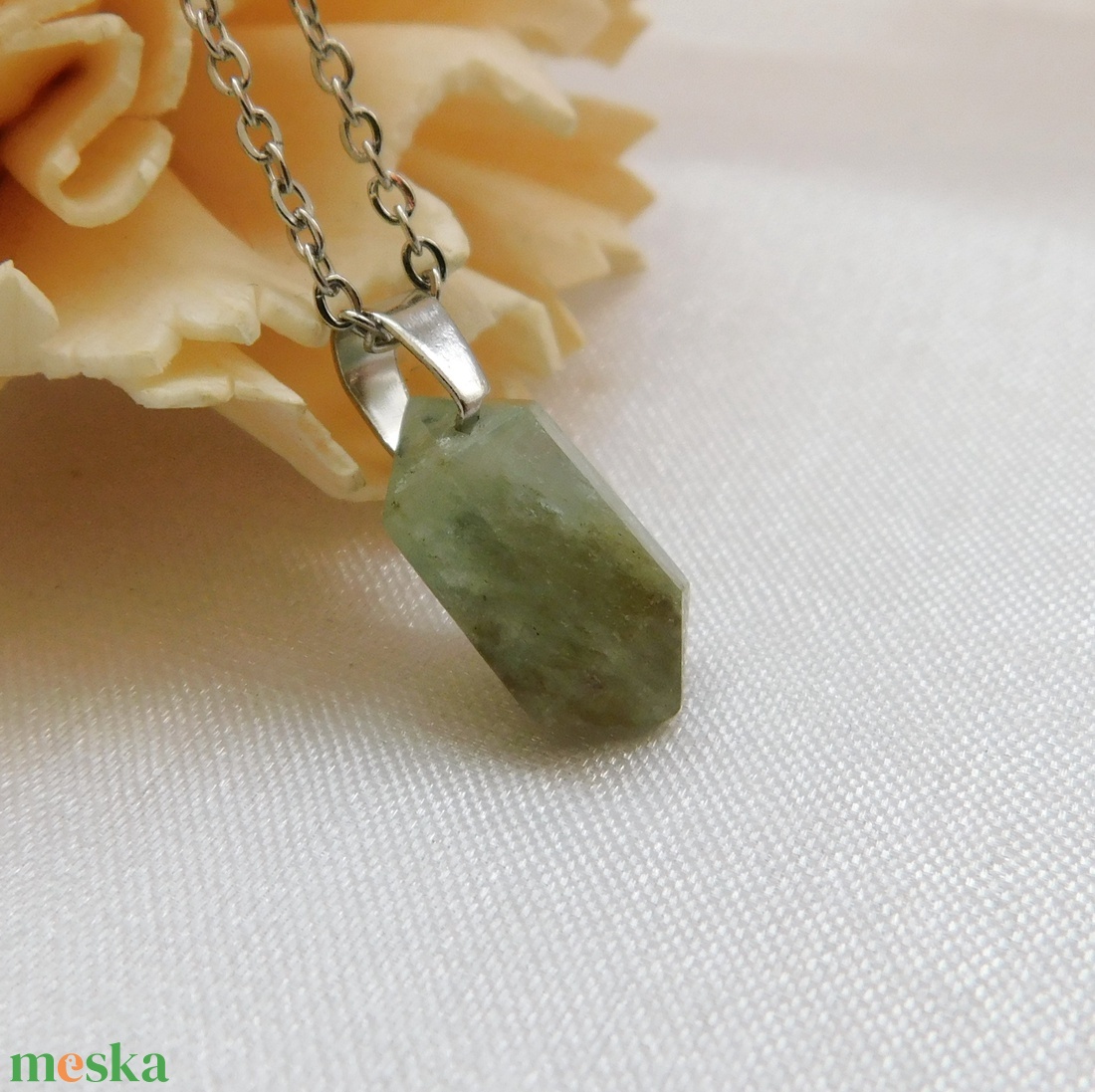 Akvamarin medál acél láncon - ékszer - nyaklánc - medálos nyaklánc - Meska.hu