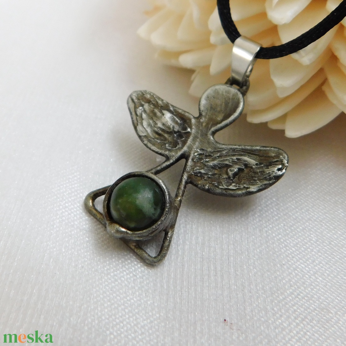 Nefrit jáde angyal medál - ékszer - nyaklánc - medál - Meska.hu