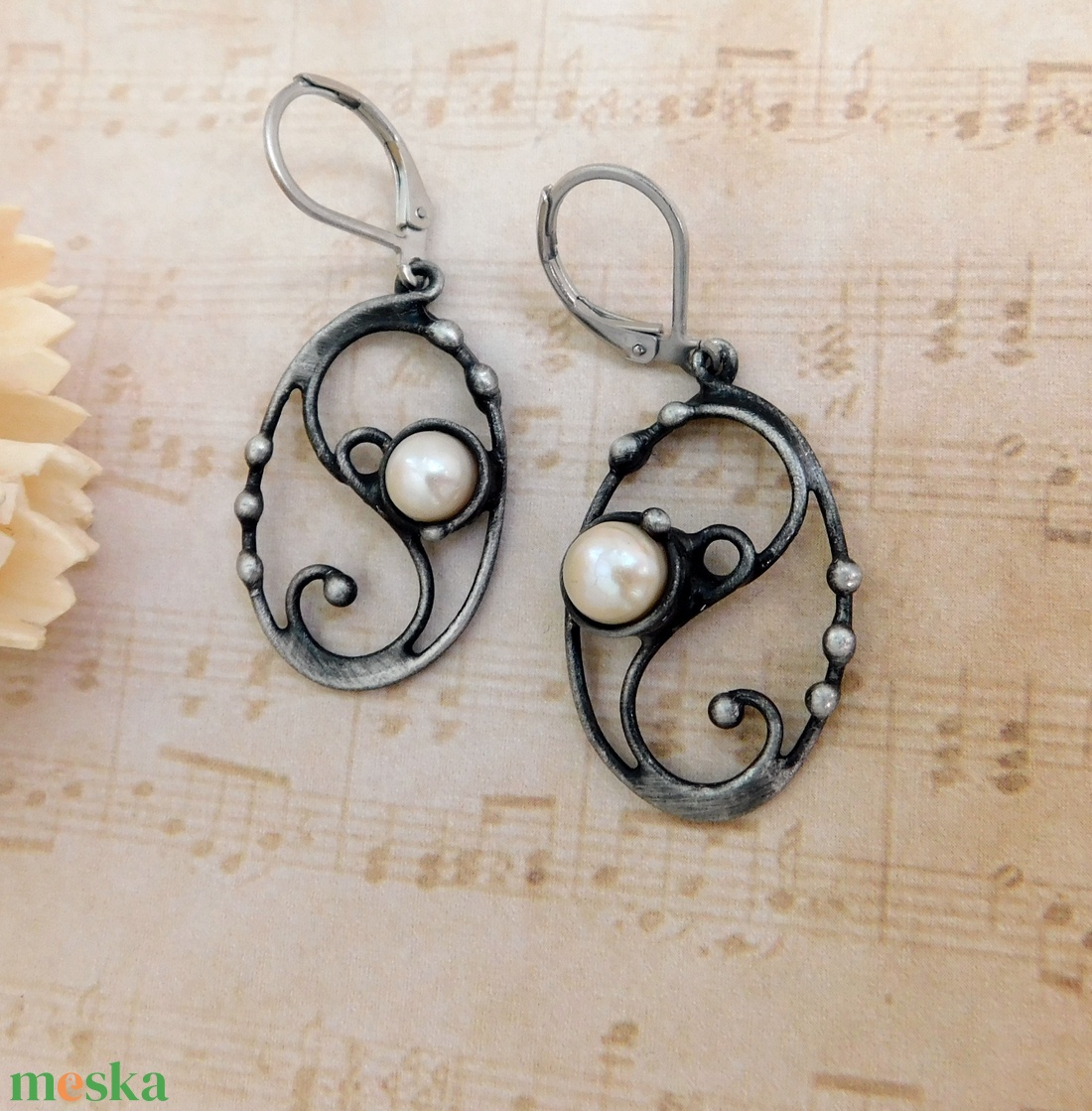 Gyöngy fülbevaló - ékszer - fülbevaló - pötty fülbevaló - Meska.hu