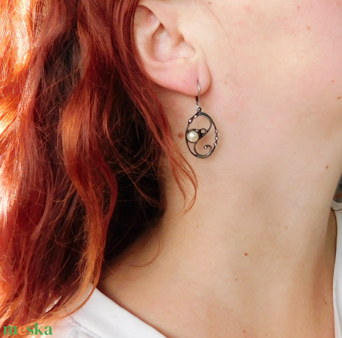 Gyöngy fülbevaló - ékszer - fülbevaló - pötty fülbevaló - Meska.hu