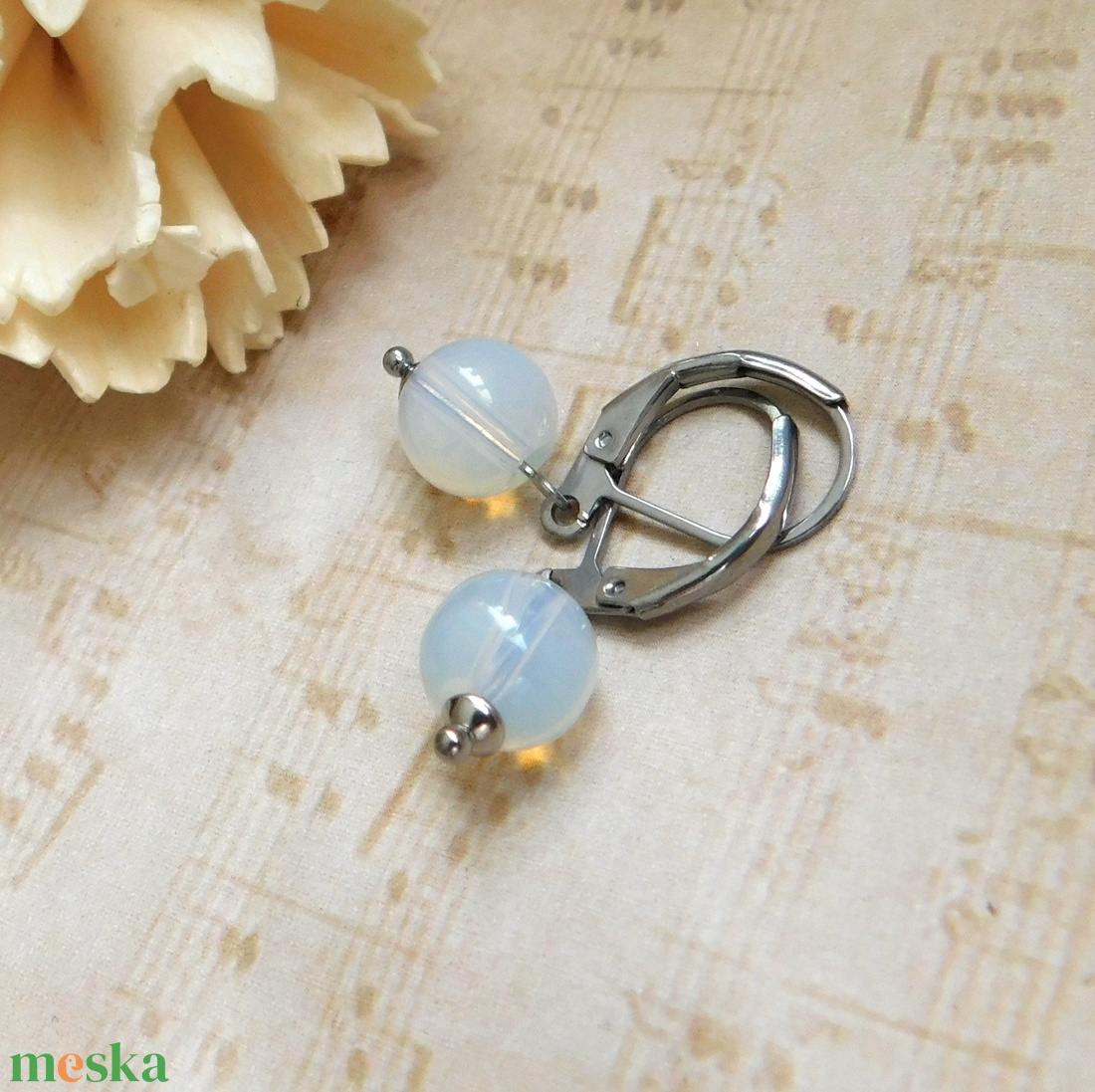 Opalit fülbevaló - ékszer - fülbevaló - lógó fülbevaló - Meska.hu