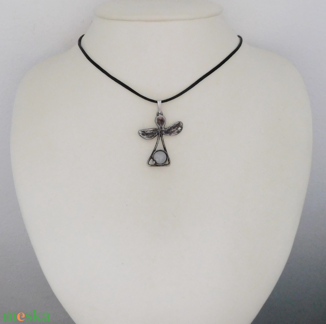 Tejkvarc angyal medál  - ékszer - nyaklánc - medálos nyaklánc - Meska.hu