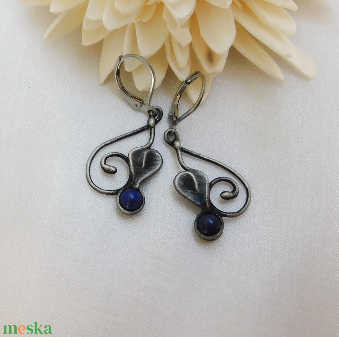 Lápisz fülbevaló - ékszer - fülbevaló - lógós kerek fülbevaló - Meska.hu