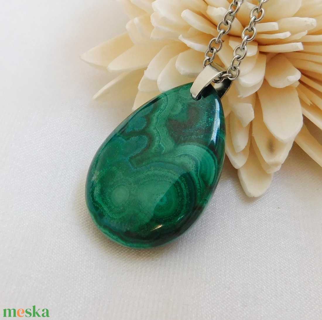 Malachit medál - ékszer - nyaklánc - medál - Meska.hu