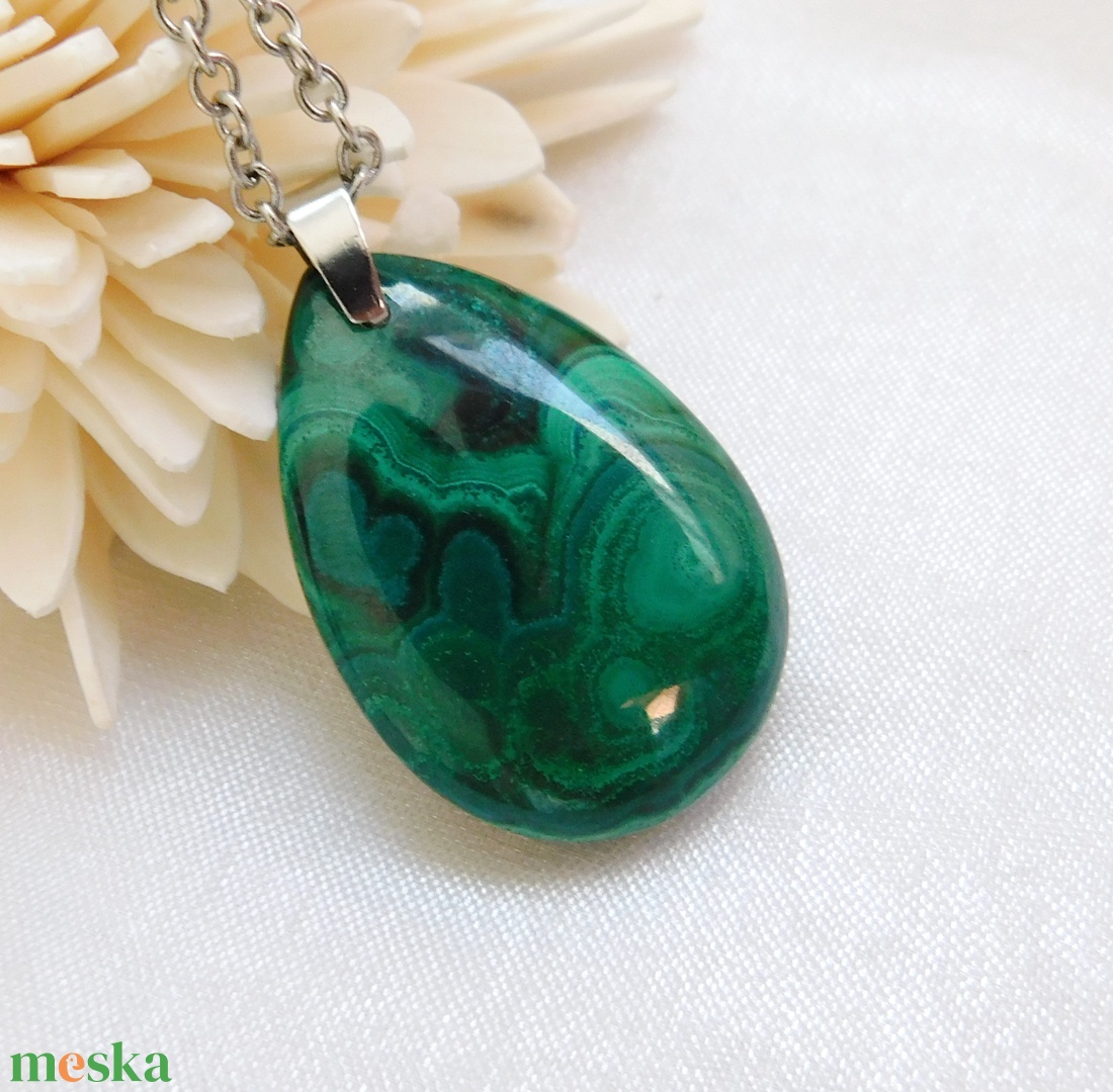 Malachit medál - ékszer - nyaklánc - medál - Meska.hu