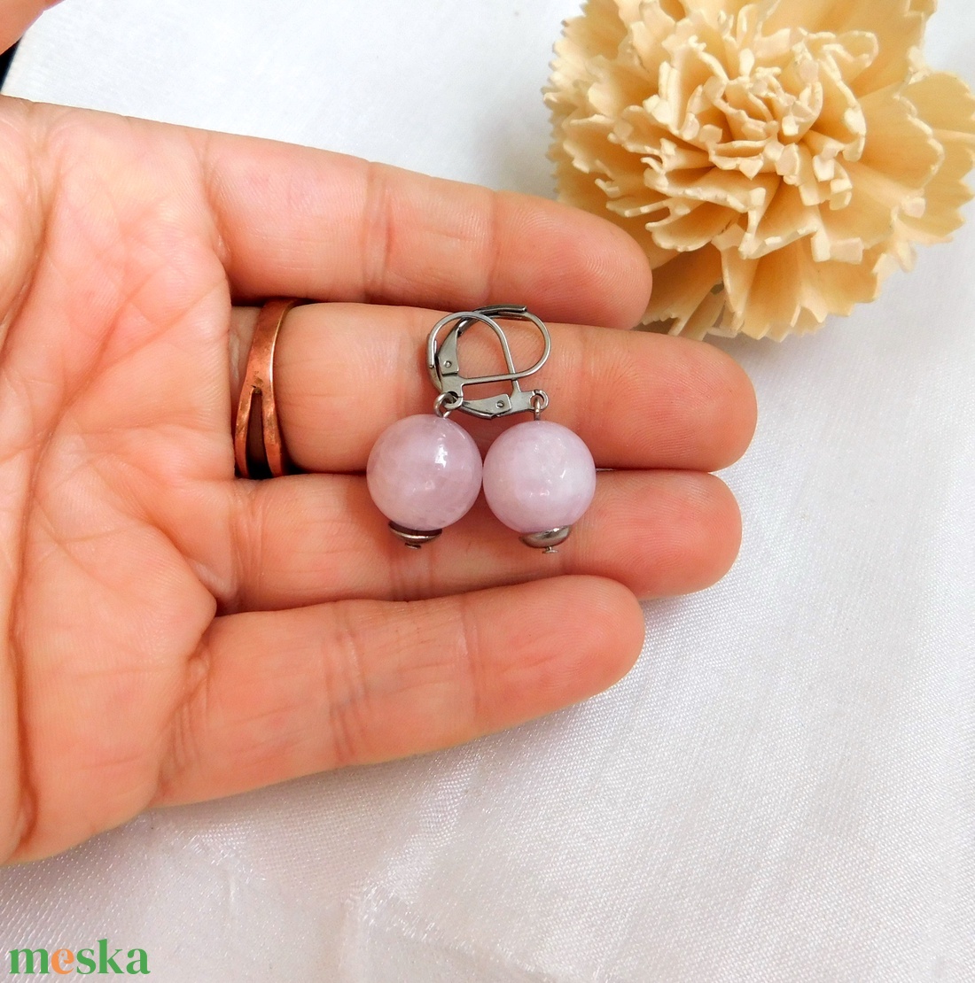 Kunzit fülbevaló - ékszer - fülbevaló - lógó fülbevaló - Meska.hu