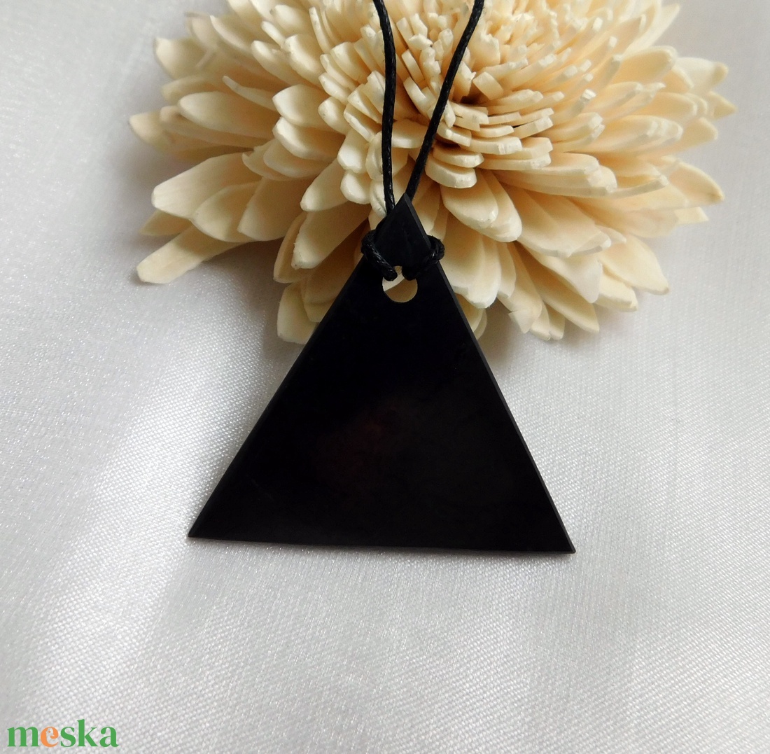 Sungit nyaklánc - ékszer - nyaklánc - medál - Meska.hu