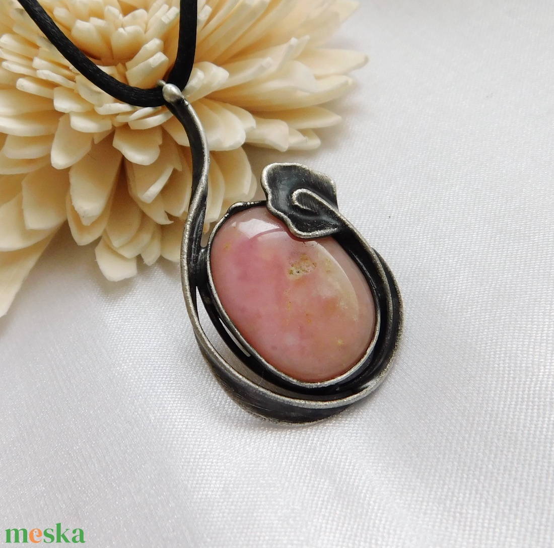 Pink opál - rózsaszín opál medál - ékszer - nyaklánc - medál - Meska.hu