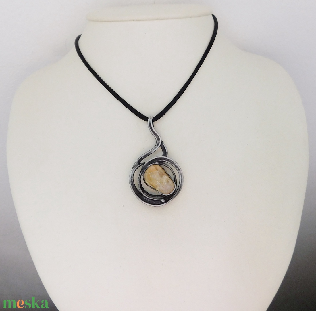 Citrin medál - ékszer - nyaklánc - medálos nyaklánc - Meska.hu