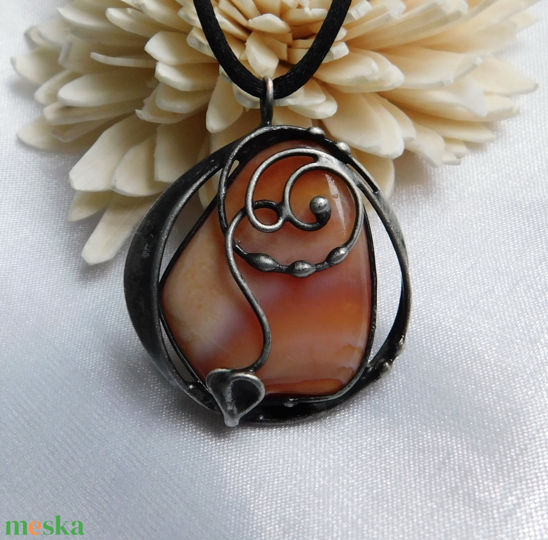 Karneol medál - ékszer - nyaklánc - medálos nyaklánc - Meska.hu
