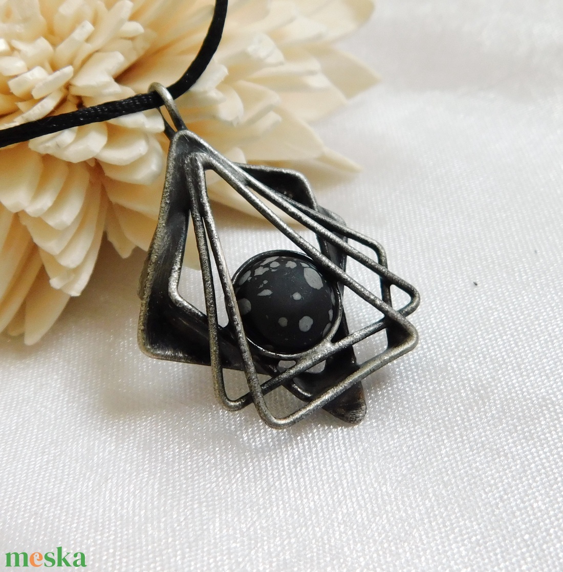 Hópehely obszidián medál - ékszer - nyaklánc - medál - Meska.hu