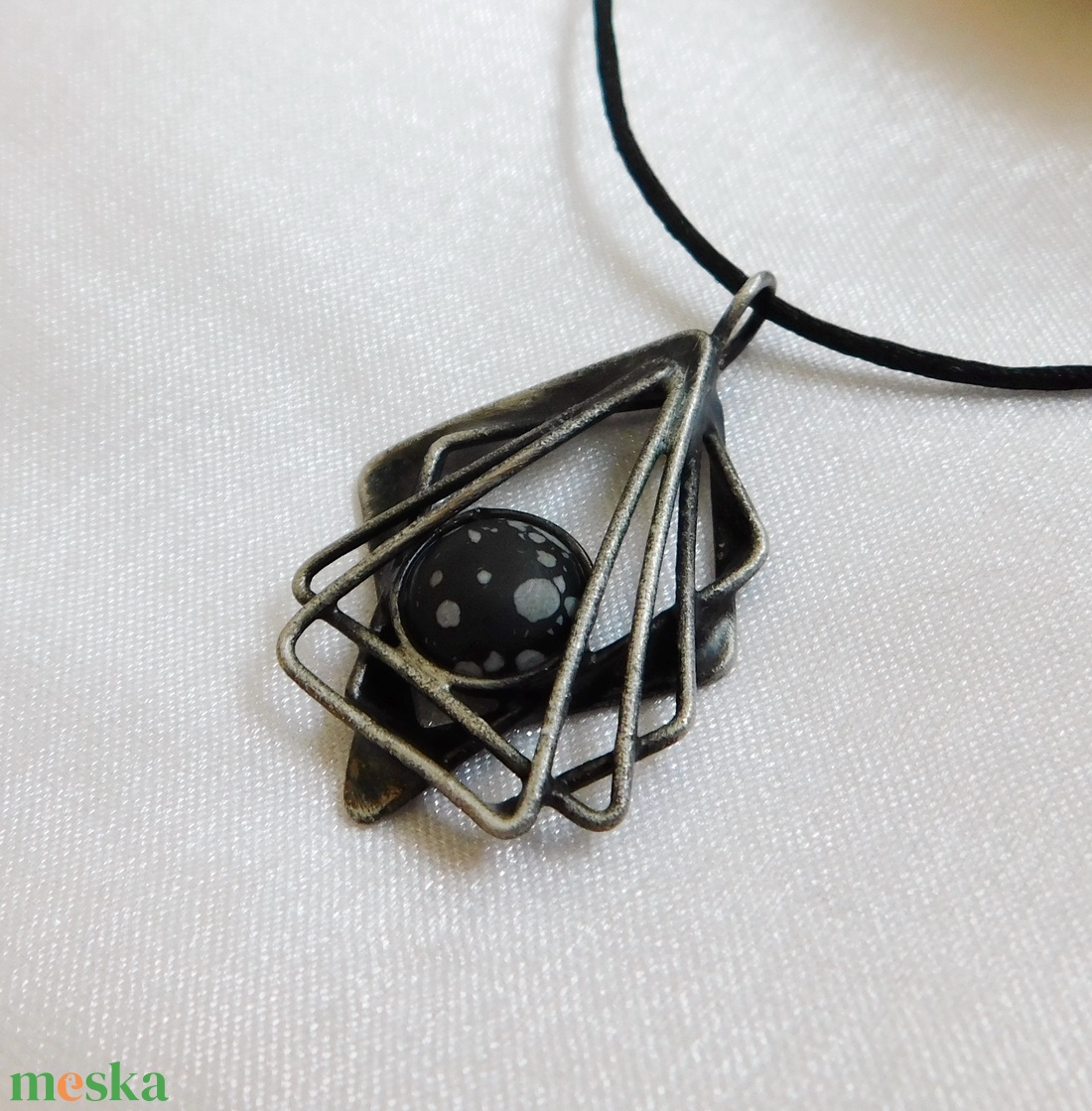 Hópehely obszidián medál - ékszer - nyaklánc - medál - Meska.hu