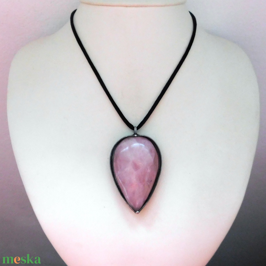 Rózsakvarc medál  - ékszer - nyaklánc - medál - Meska.hu